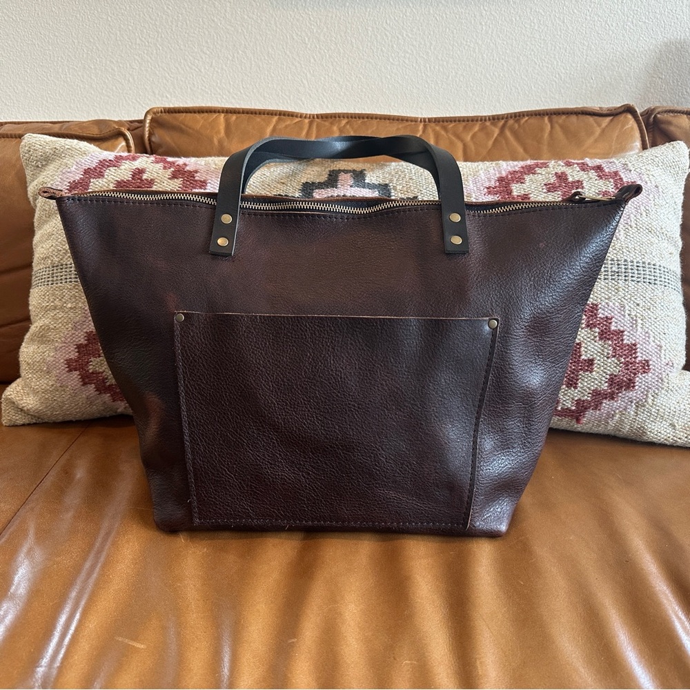Portland Leather Large Zipper Tote